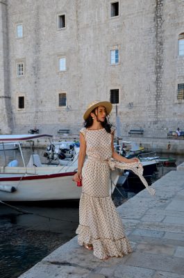 I am Georgiana Almaaz Couture Rochii Designer Dubrovnik Croatia | If you have a special event, this dress would be perfect for any occasion