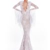 Cauti o Rochie Lunga Deosebita de Mireasa? Contacteaza-ne sau Comanda Online | Rochie Lunga Alba Mireasa Maneci Lungi Almaaz Couture Constanta